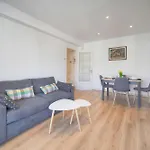 Immogroom - Bright And Modern Apartment With A-C