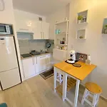 Studio Avec Piscine Et Jardin