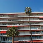 Studio Renove Face Mer Avec Terrasse A Menton, Proche Centre-Ville Et Plages - Fr-1-196-301