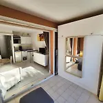 150 M Plage, Domaine Prive Avec Piscine