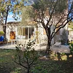 T5 House With Wifi - Garden And Terrace