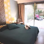 Grande Et Belle Chambre D'Hote Avec Jardin