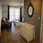 Les Sablettes Studio Et Sa Loggia Vue Mer