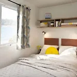 Eco-Lodge Lou Pantai