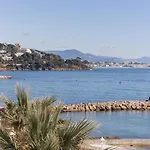 The Beach Cocoon - Sea View & Calm