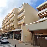2 Pieces Au Centre Ville, 4 Couchages, Proche Plage, Terrasse, Clim, Parking - Fr-1-803-65