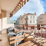 Le Petit Fleury - Balcony, Calm In Cannes