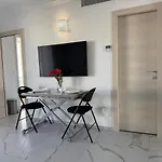 Modern Palm Beach T1 Apt Right Next To The Sea