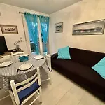 Appartement Climatise A 700M De La Plage Avec Garage - Fr-1-816-20