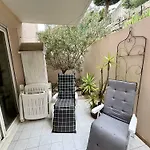 Appartement Climatise Avec Garage A 200M Des Commerces - Fr-1-816-19