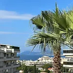 Ideal Vacances En Famille, 2 Pieces, Wifi, Piscine, 5 Min A Pieds Des Plages De Juan Les Pins