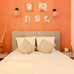 Suite Nomade - Vieux Nice - 2 Chambres - Wifi - Ac - 5 Min Des Plages - 30 Min De Cannes Et Monaco