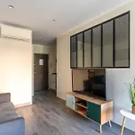 Fabuleux Appartement 2 Personnes Au Coeur De Menton, Climatise Et Proche Gares Routiere Et Sncf