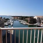 Duplex Climatise 4 Pers, Balcon, Parking Prive, Proche Plages Et Commerces - Fr-1-335-168