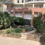 T2 Climatise Avec Piscine, Wifi, Terrasse Et Jardin Au Port De Hyeres - Fr-1-335-194