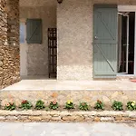 La Family - Sleep In La Ciotat