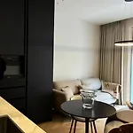 Cannes 1 Bedroom Apartment - M1