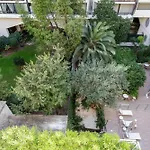 Pavillon Riviera Yourhosthelper