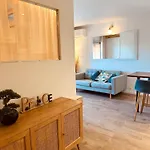 Claelle Appartment - 200M Beach