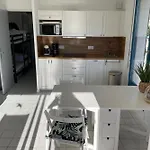Domaine D'Azur - Renovated 1Br With Terrace Pool & Garage