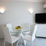One Bedroom Apartment With Beautiful Sea View