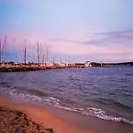 Studio Jardin Privatif 300M De La Plage
