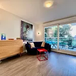 Cozy One Room Apartment At The Gates Of Mc