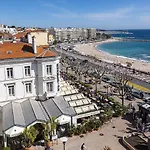 Promenade Des Bains Apartment