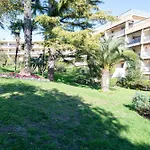 Spacious 2-Br Apartment In A Residence With Pool