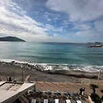 Residence Oustalet - Studio Avec Magnifique Vue Panoramique Sur La Mer A St Cyr Sur Mer Mae-1611