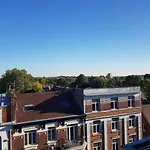 Appartement Lumineux Avec Garage En Centre Ville