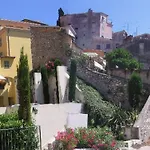 Vieux Nice, Grand 2 Pieces Sur Jardins, Parking, Calme
