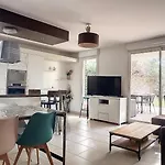 Appartement 7 Personnes Jardin Et Piscine