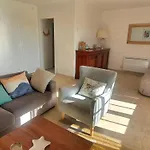 Appartement 3 Pieces Climatise Avec Terrasse Et Piscine Privee A Sainte-Maxime - Fr-1-780-33