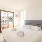 1 Bedroom Renovated Near Monaco
