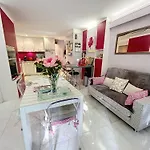 Cosy 1 Bedroom Republique 236