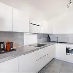Stay-Cannes 2 Bedroom Cannes Beach & Congress Apartment