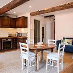 Beautiful Authentic Apartment In The Heart Of Old Antibes