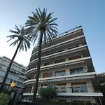 Superbe 3P Avec Terrasse Et Garage Proche Plages A Menton - Fr-1-196-165