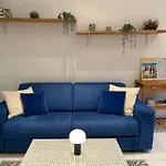 Nice Renting - Grimaldi - Best Place Heart Of Golden Square - Ac - Fully Equipped