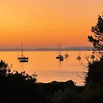 T3 Vue Mer Les Pieds Dans L'Eau, Piscine, Clim