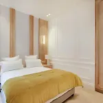 Quiet And Central Apartment