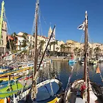 Sanary-Sur-Mer Superbe Appartement Au Calme