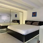 Loft Vieille Ville Cannes Proximite Plage Et Palais Des Festivals