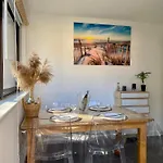 Appartement Avec Piscine Et Acces Plage A Bandol