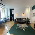 Grand Studio Design Au Coeur De Nice