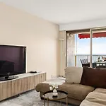 Suite Bleu Vue Mer Confort A Juan-Les-Pins