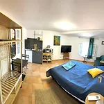 Studio Meuble-Vue Mer-Vieux Hyeres- Centre Medieval Coeur De Ville
