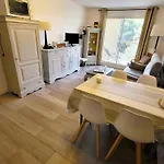 Appartement T2 - Piscine, Tennis, Parking - A 200M Des Plages Et Commerces - Fr-1-316-299
