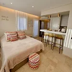 Studio Climatise, Terrasse, Parking Prive, 50M De La Plage